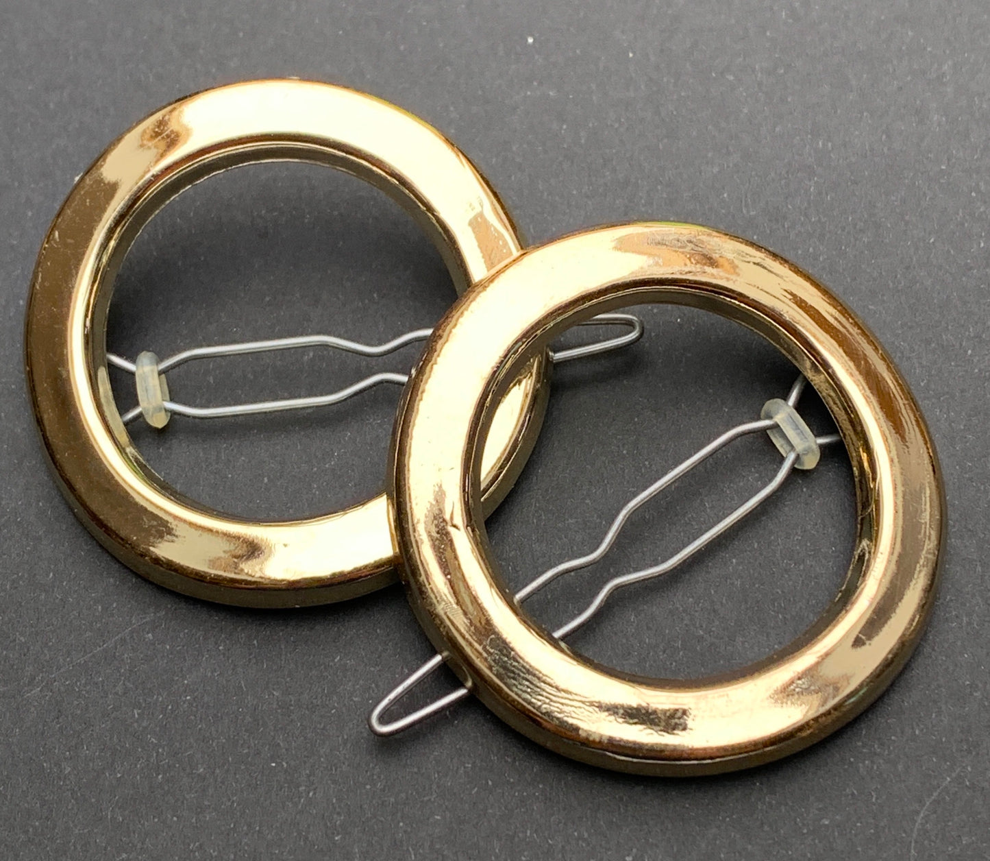 Pair of Shimmery Gold Oval or Round 1960s Hair Clips -4/5cm