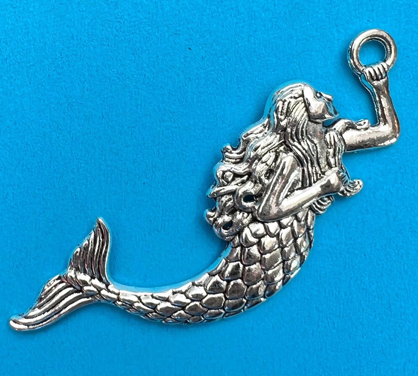 Striking 8cm Silver Tone Mermaid Pendant