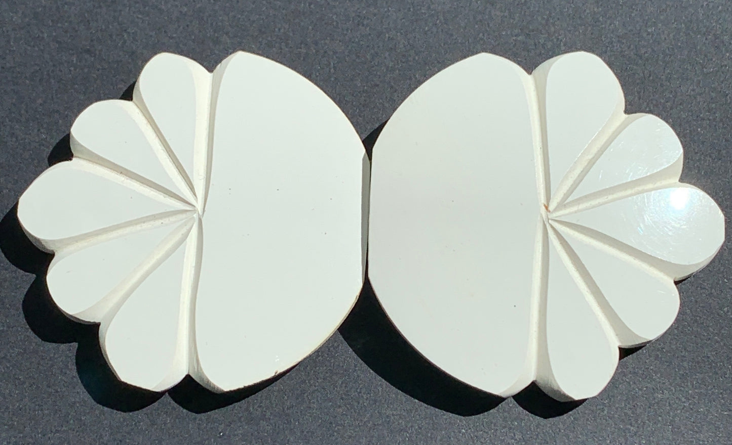 Lovely White 1930s Deco 2 Part 8.5cm Belt Buckle for up to 2.7cm Belts