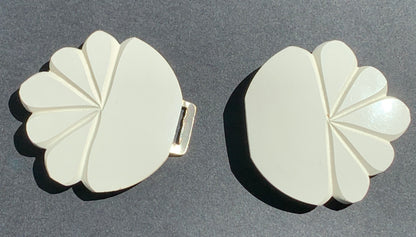 Lovely White 1930s Deco 2 Part 8.5cm Belt Buckle for up to 2.7cm Belts