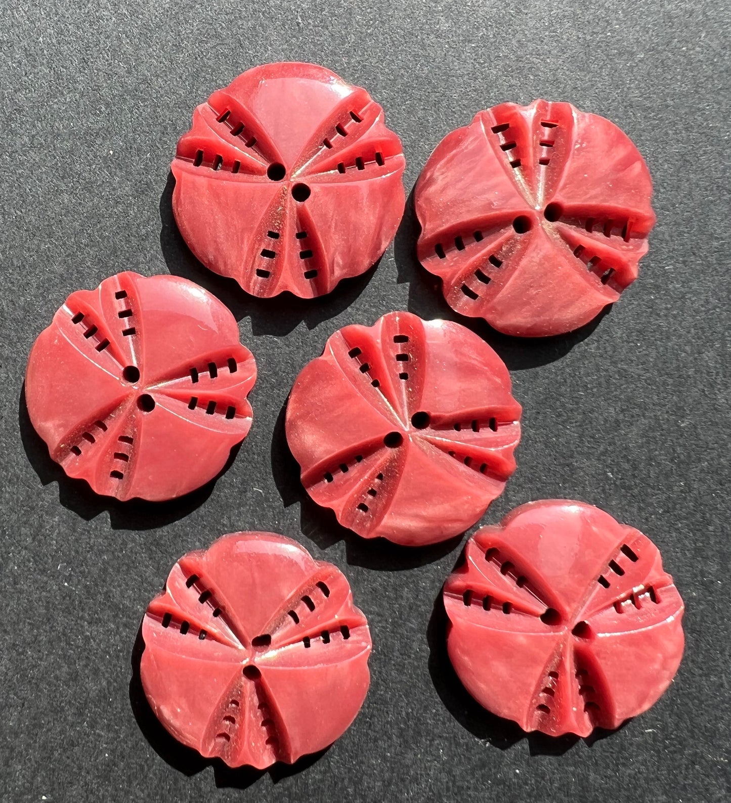 2.2cm Vintage 1930s Red Ochre Buttons - 6 of them
