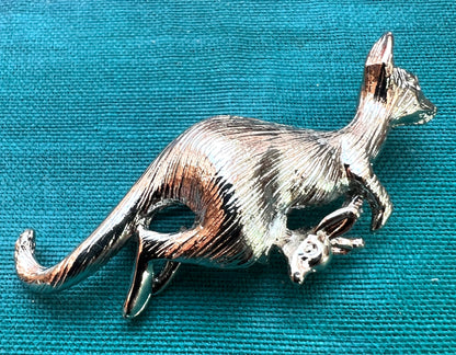 Unusual Kangaroo and Her Baby Vintage  Brooch