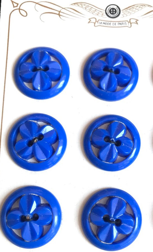 6 Bright Blue 2.7cm, 2.2cm, 1.8cm or 1.5cm WW2 Propeller Shaped Buttons