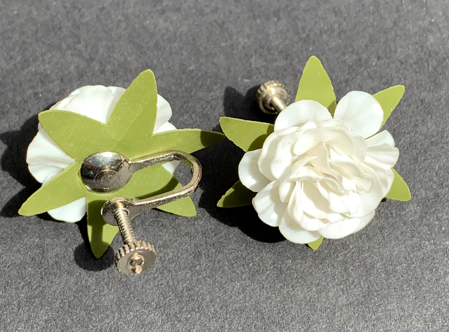 Little White Flower Celluloid Vintage Screw Clip Earrings