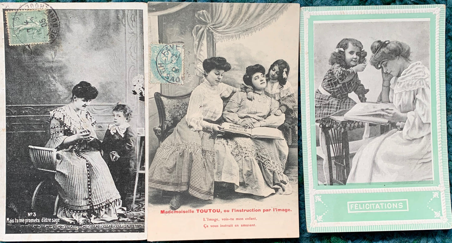 Mothers reading to children on Early 1900s French Postcards (38)