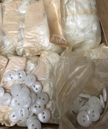 Wholesale 1 Gross (144) Little 12mm Vintage White Glass Buttons