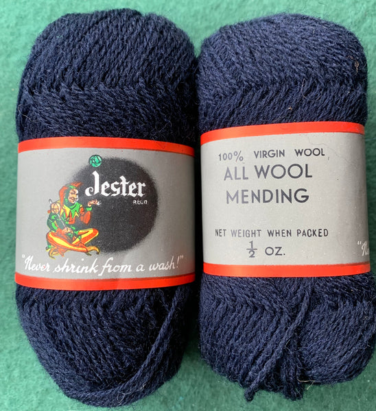 1940s/50s  JESTER Mending Wool - 100% Virgin Wool. 1/2oz