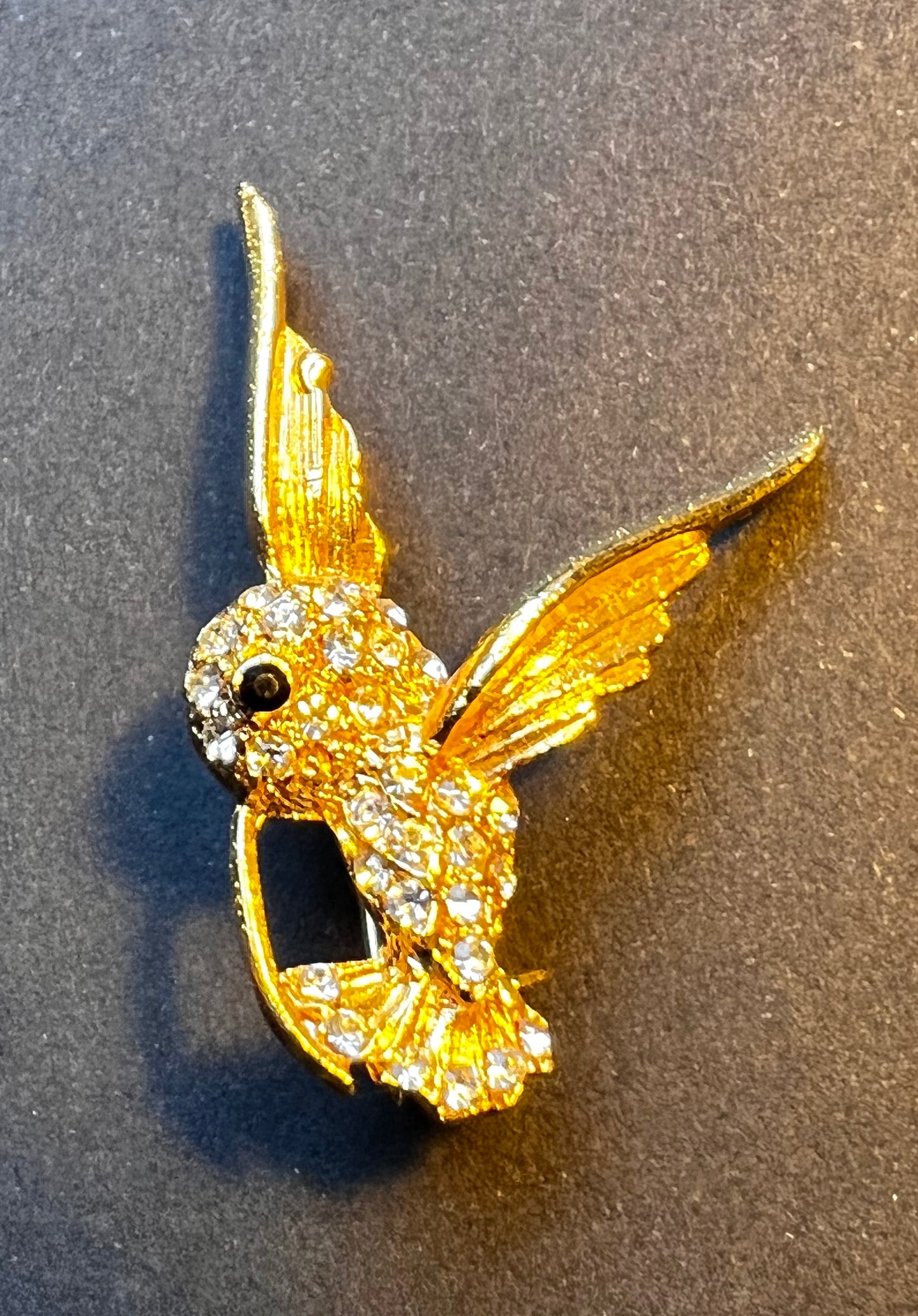 Sparkly Diamante Humming Bird Vintage Brooch