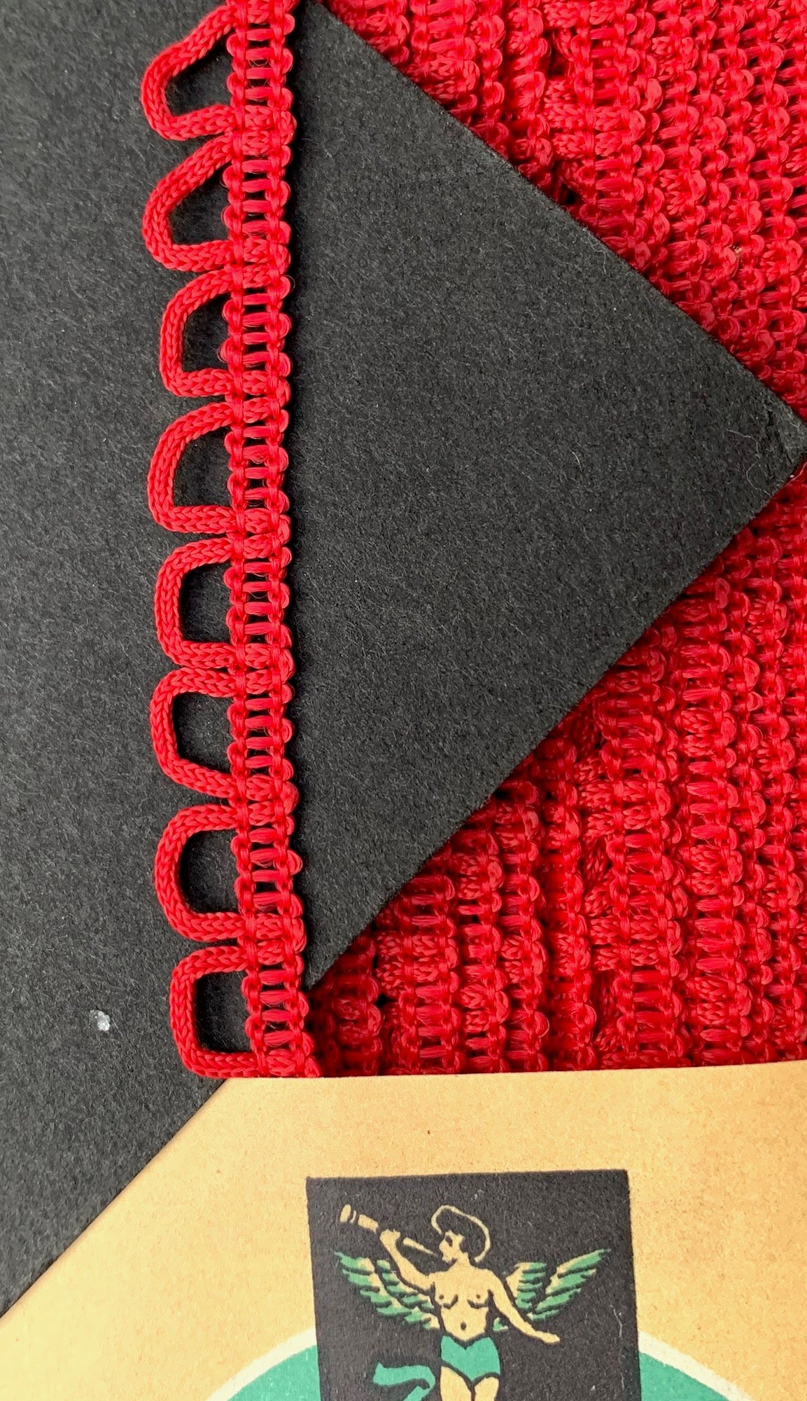 36yds Quietly Dramatic Looped Red Vintage Trim -1cm wide - Made in England