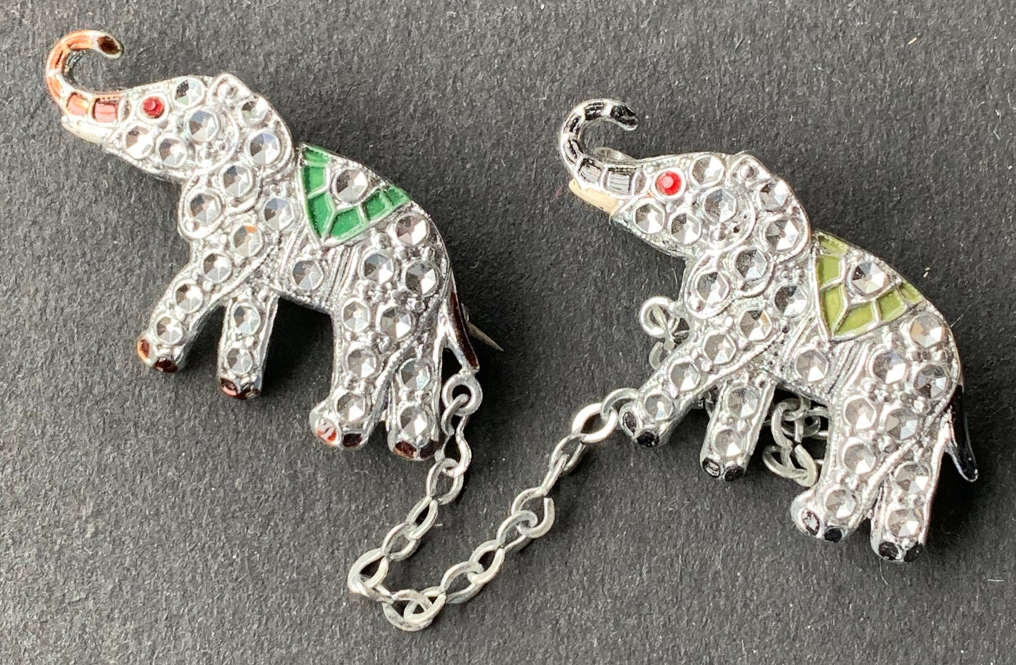 Sparkly Silver 1950s Double Elephant  Brooch